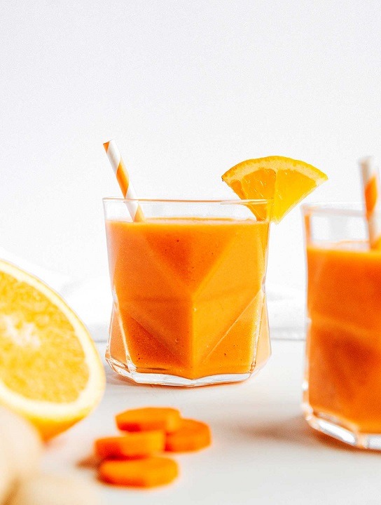 Smoothie με καρότα και πορτοκάλι